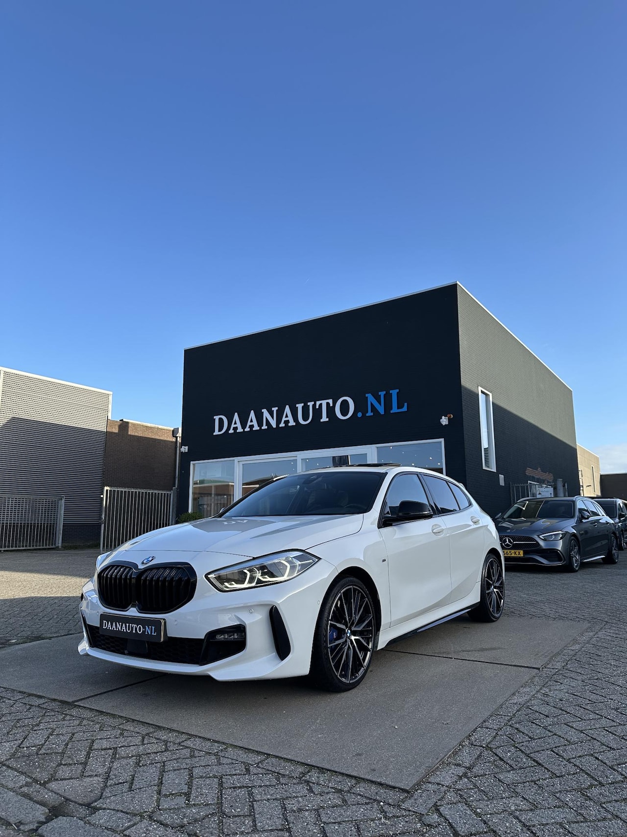 BMW 1-serie - 118i High Executive OH contract tm 10/29 of 100k km HK S-Dak - AutoWereld.nl