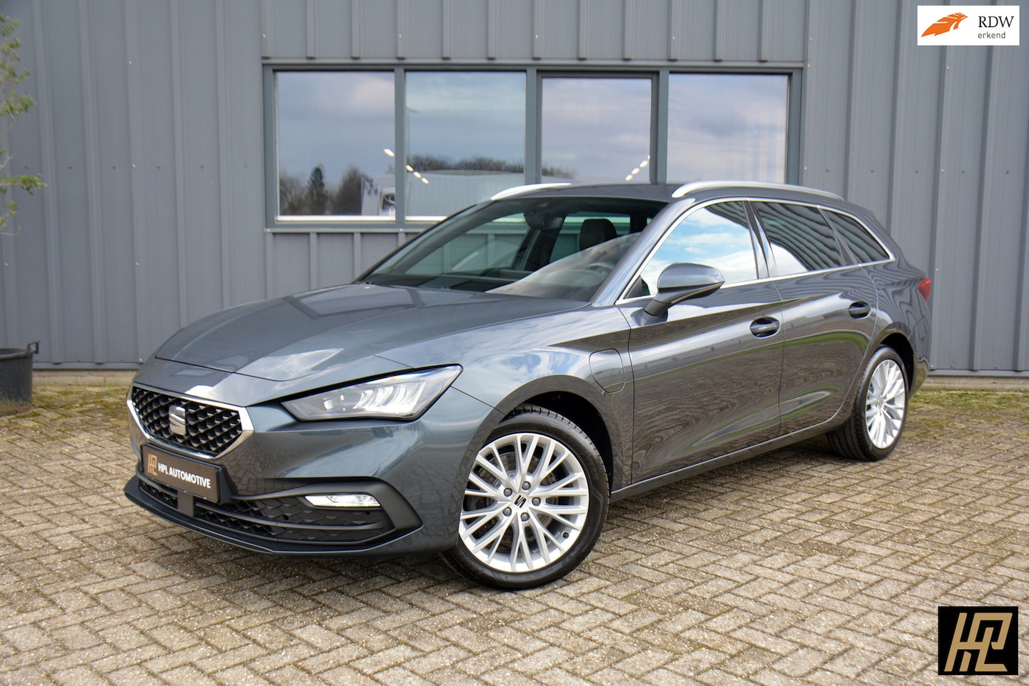 SEAT Leon Sportstourer - 1.4 TSI eHybrid PHEV Xcellence 204PK DSG * Kompleet * Zeer mooi - AutoWereld.nl