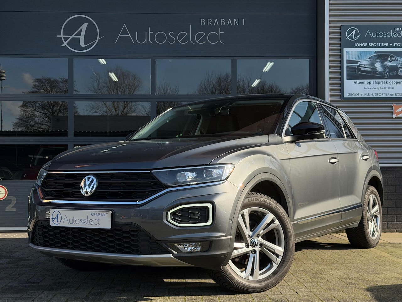 Volkswagen T-Roc - 1.5 TSI Style Navi Camera LED - AutoWereld.nl