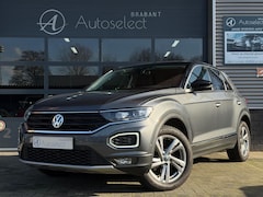 Volkswagen T-Roc - 1.5 TSI Style Navi Camera LED