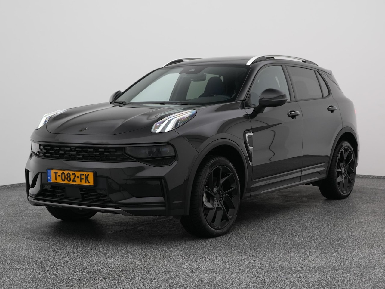 Lynk & Co 01 - 1.5 Plug-in Hybrid | 360° | BLACK | ZWARTE HEMEL | NLD AUTO - AutoWereld.nl