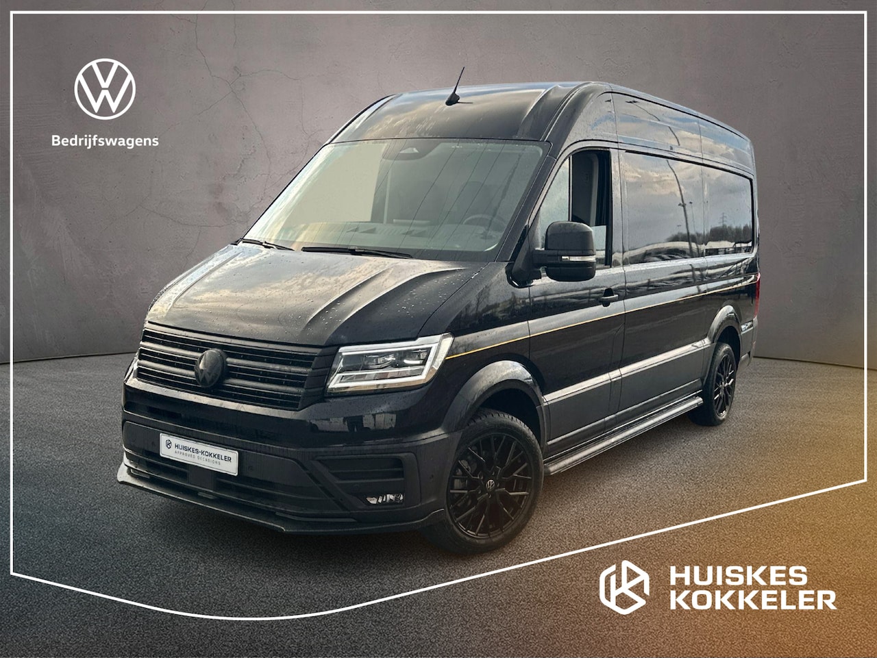 Volkswagen Crafter - 35 2.0 TDI 177pk Automaat L3H3 Exclusive | 19” | LED | Sidesteps | Spoilers | Trekhaak | B - AutoWereld.nl