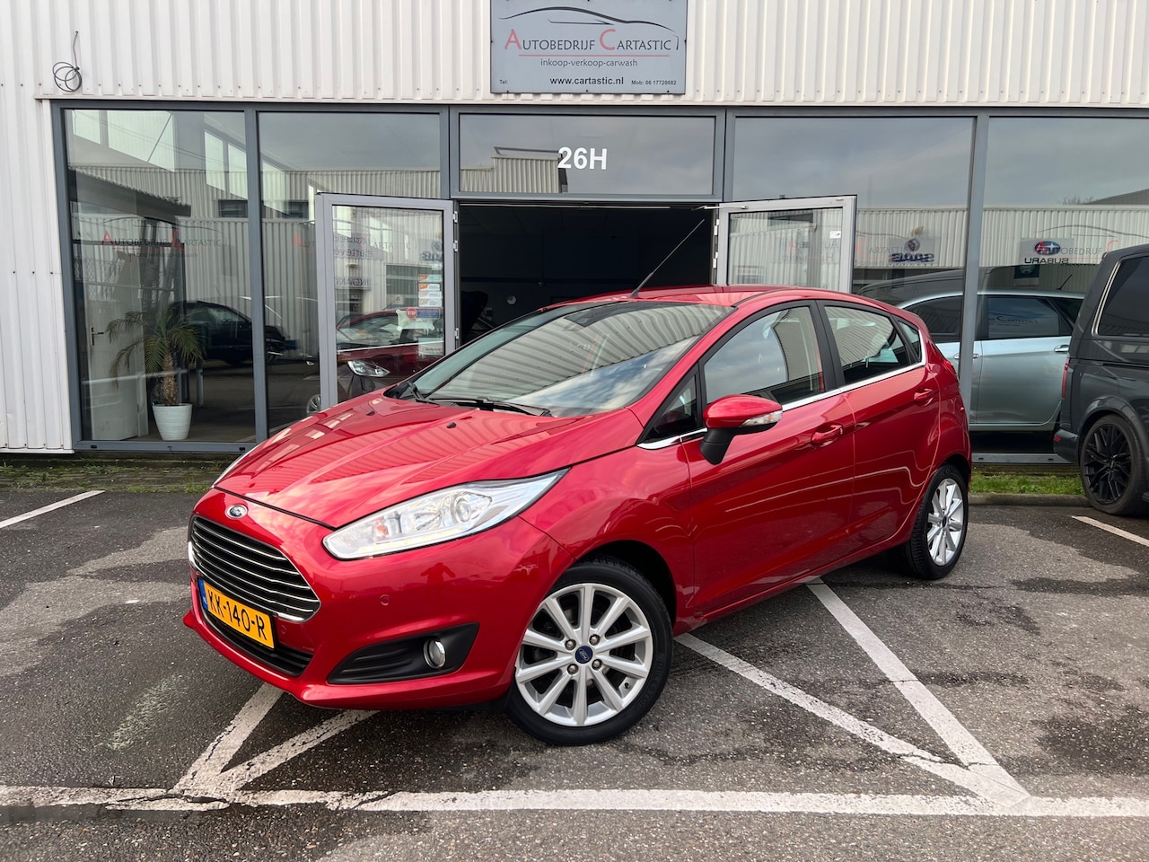 Ford Fiesta - 1.0 EcoBoost Titanium AUTOM | 1e EIGENAAR | NAVI | PDC | CLIMA | CRUISE | DEALER ONDERHOUD - AutoWereld.nl