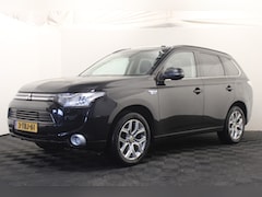 Mitsubishi Outlander - 2.0 PHEV Instyle |Pano|Stoelverw.|