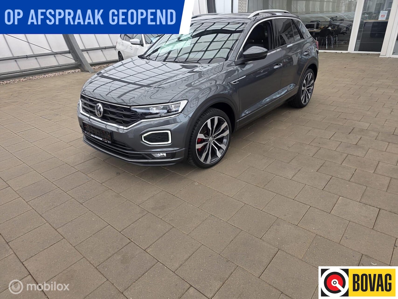 Volkswagen T-Roc - 1.5 TSI DSG I 3 X R Line I LED I19 Inch I - AutoWereld.nl