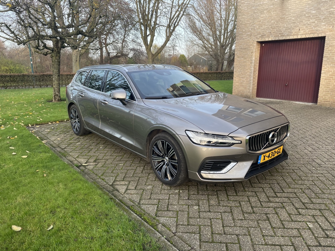 Volvo V60 - 2.0 T6 Recharge AWD Inscription Expression - AutoWereld.nl