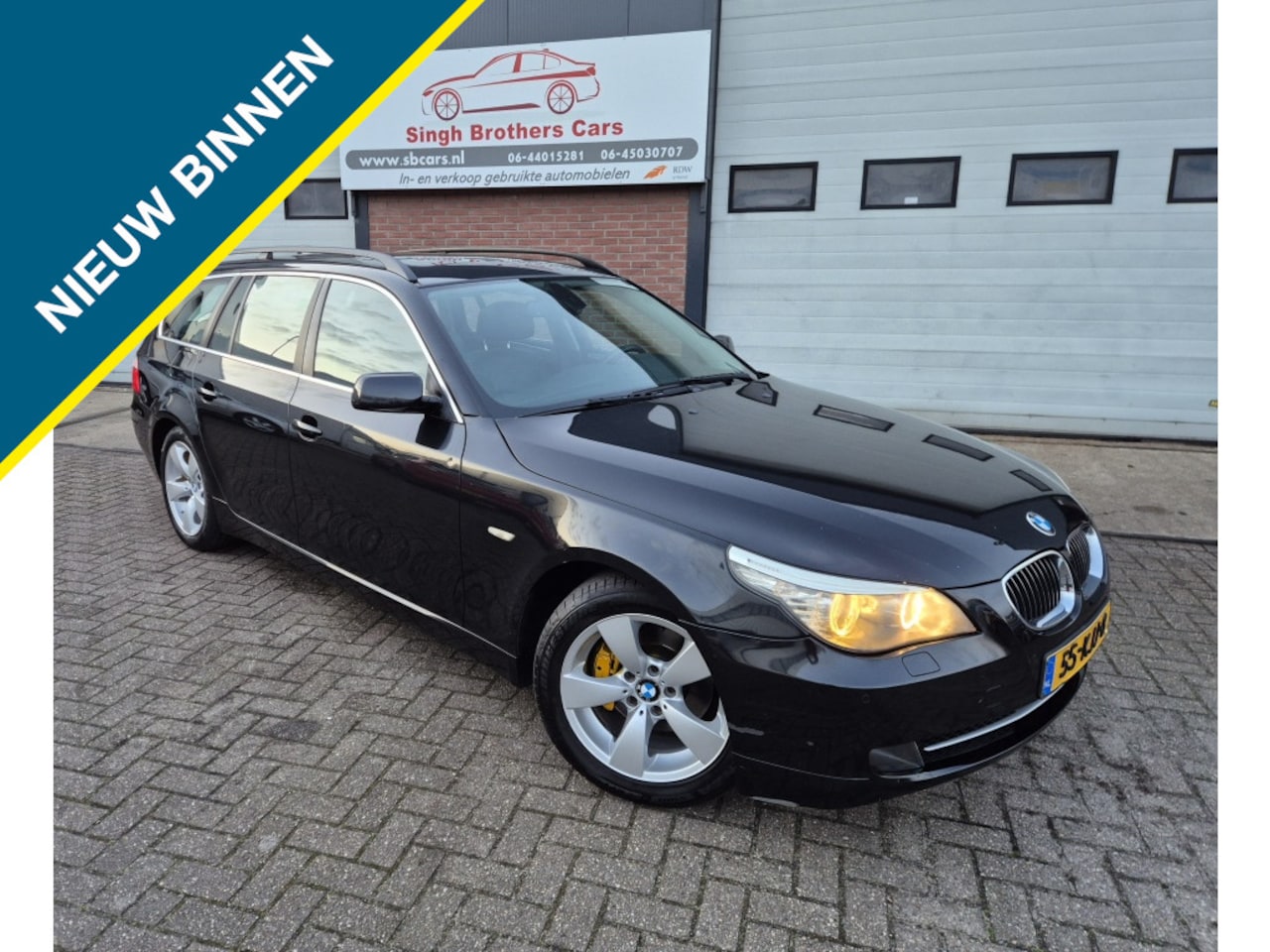 BMW 5-serie Touring - 525i EXE AUT LCI DAK LEER NAVI TREKHAAK INRUIL MOG!!! - AutoWereld.nl