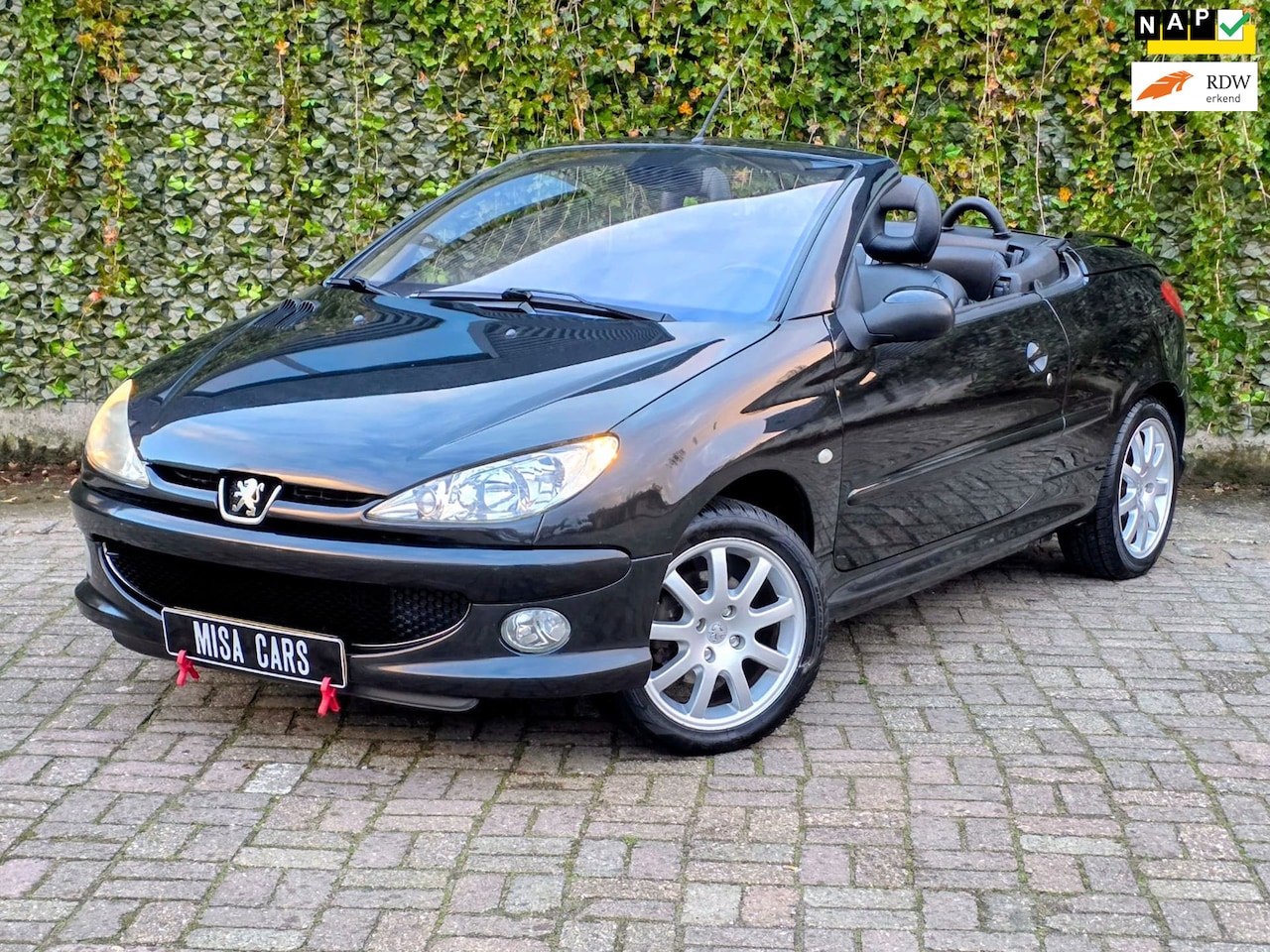 Peugeot 206 CC - 2.0-16V Cabriolet Aico NW APK Leder Lage KLM Leder Sport Velgen - AutoWereld.nl