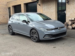 Volkswagen Golf - 1.5 eTSI Style Nardo Grijs | Automaat | ACC