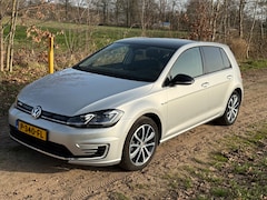 Volkswagen e-Golf - e-Golf