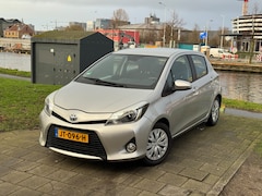 Toyota Yaris - 1.5 Hybrid Lease Limited