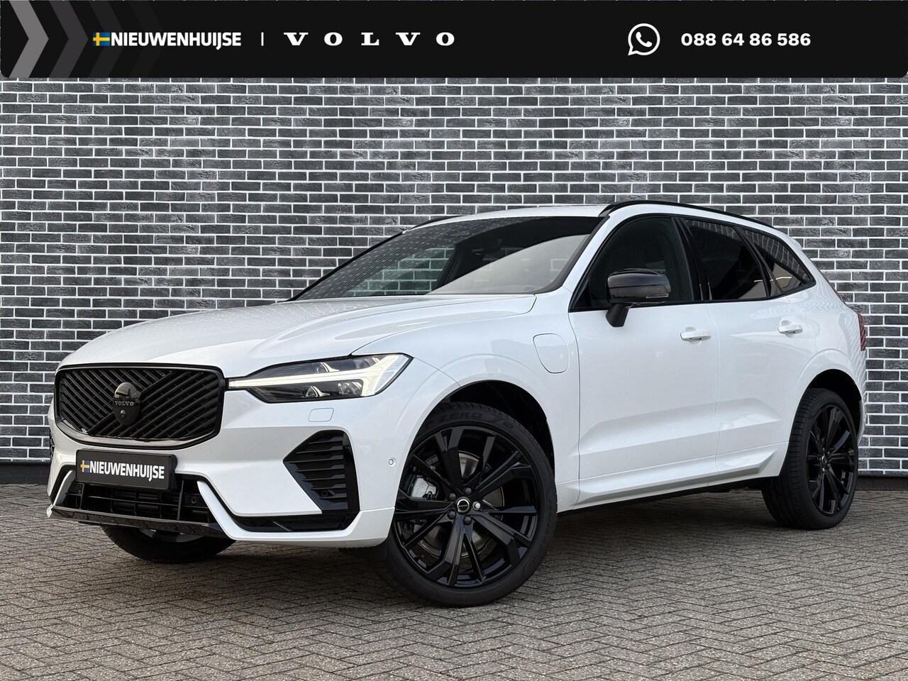 Volvo XC60 - 2.0 T8 Plug-in hybrid AWD Ultra Black Edition | Adaptieve Cruise Control | Panoramadak | H - AutoWereld.nl