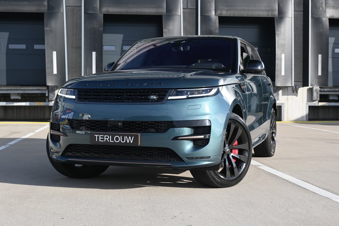 Land Rover Range Rover Sport - P530 First Edition P530 First Edition - AutoWereld.nl