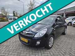 Hyundai i20 - 1.2i DynamicVersion|NAP|AIRCO|3-DEURS|
