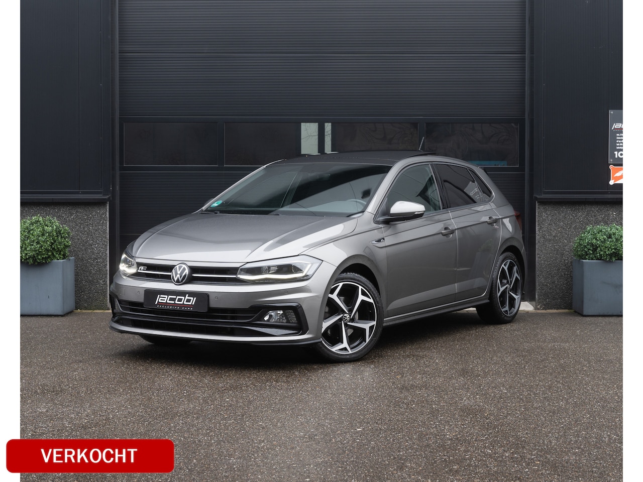 Volkswagen Polo - 1.5 TSI Highline | Pano | 3X R-Line | LED | Apple Carplay |  Beats | Virtual | Alcantara - AutoWereld.nl
