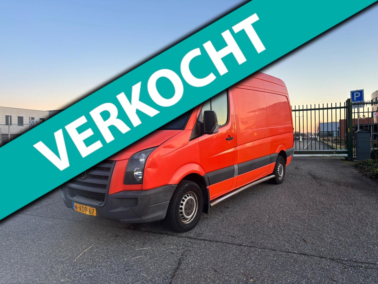 Volkswagen Crafter - 35 2.5 TDI L2H2 Airco! Apk! Nap!!! - AutoWereld.nl
