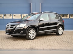Volkswagen Tiguan - 2.0 SportenStyle 200PK 4Motion DSG Pano Leer Clima
