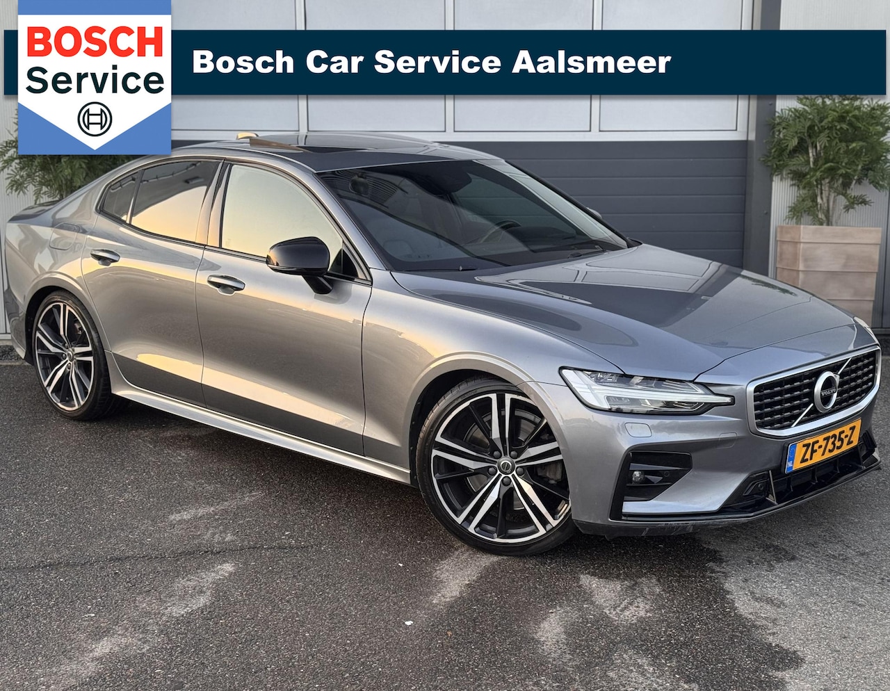 Volvo S60 - 2.0 T5 Intro Edition / Nap / Pano / R-Desing / Leer / - AutoWereld.nl