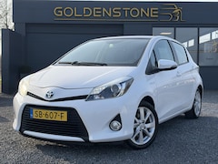 Toyota Yaris - 1.5 Full Hybrid Dynamic 1e Eigenaar, Pano, Navi, Camera, Dealer Onderhouden, Afn.Trekhaak,