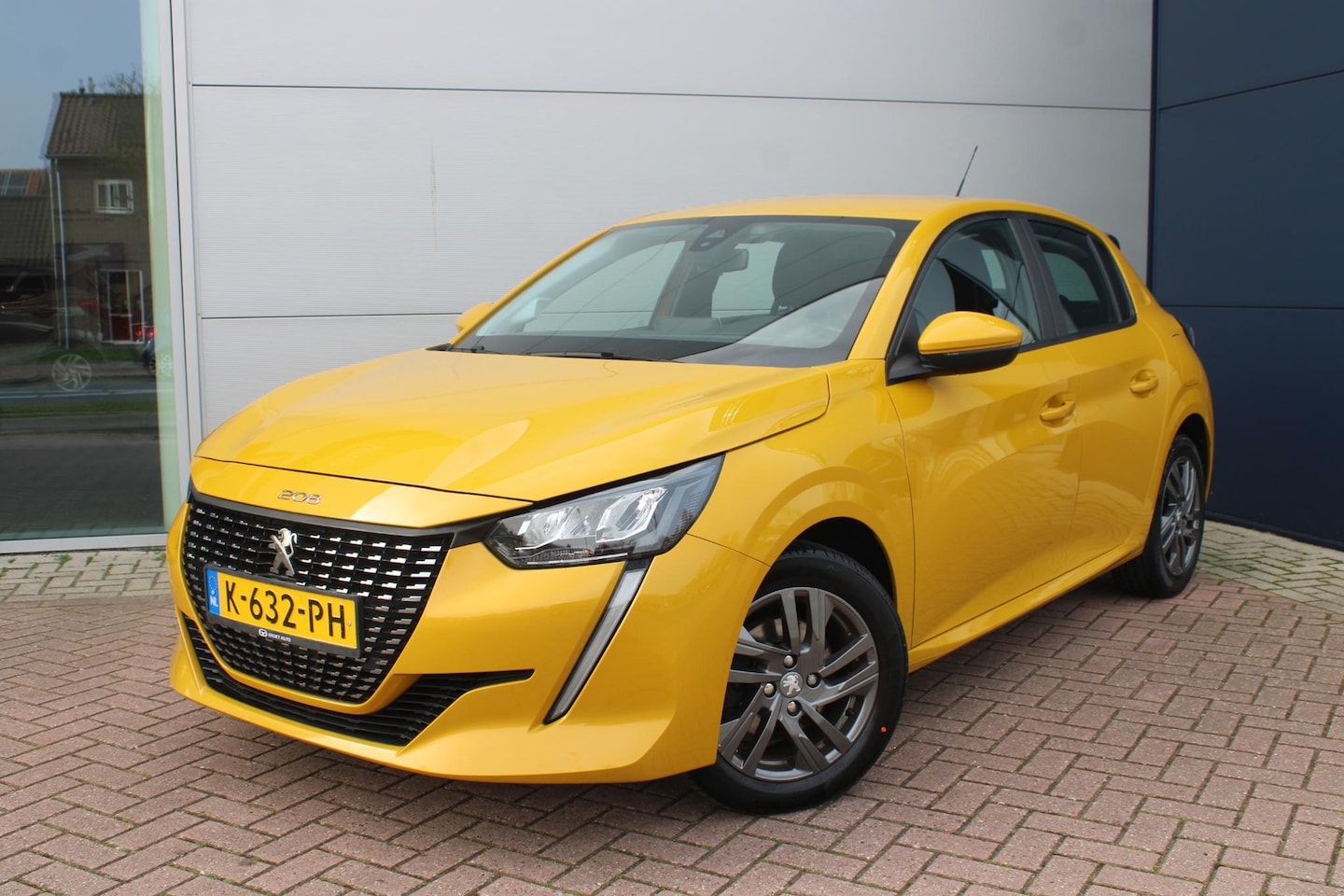 Peugeot 208 - 1.2 PureTech 100pk Active Pack Automaat Airco Cruise Carplay 1e eigenaar - AutoWereld.nl