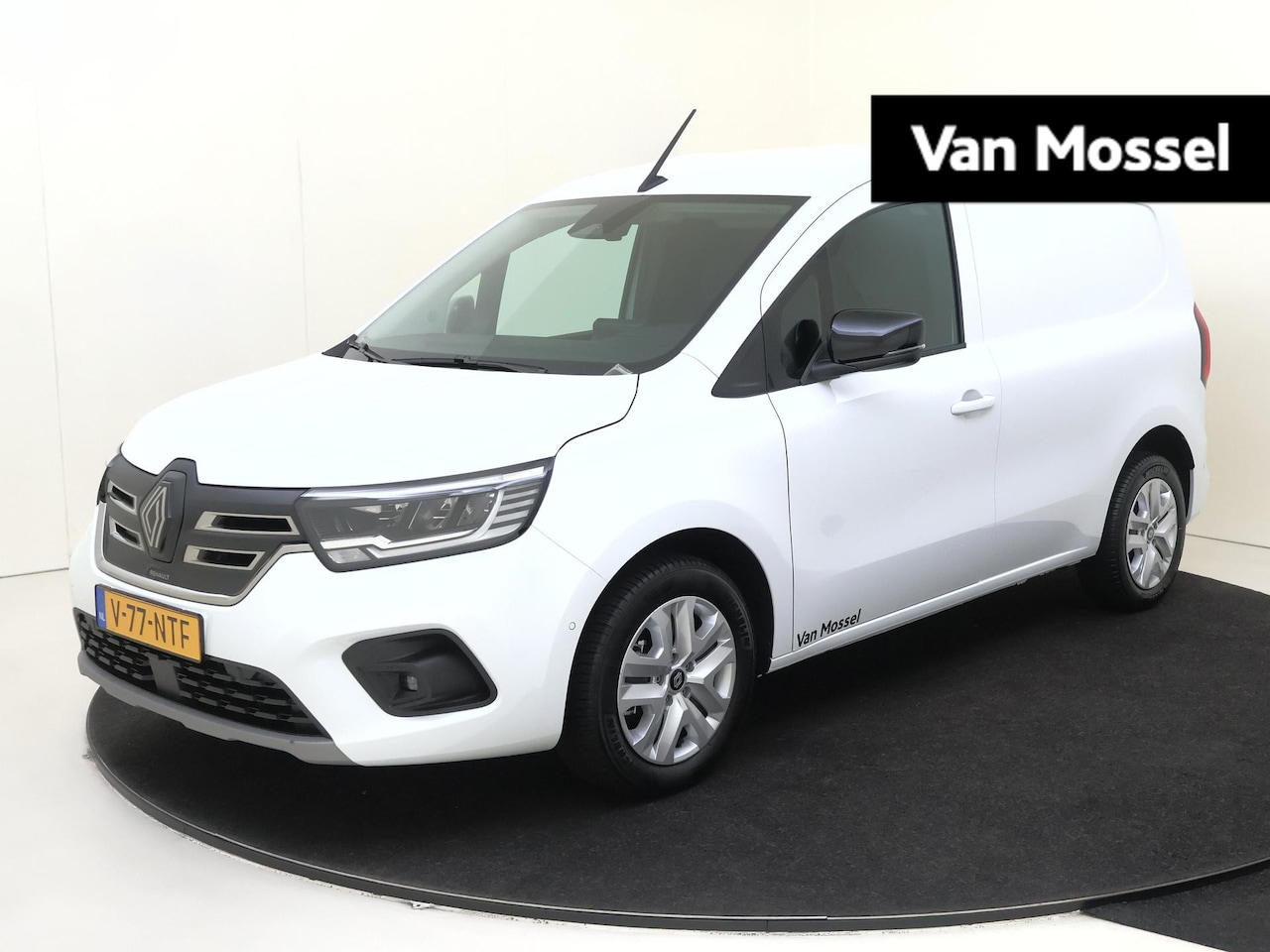 Renault Kangoo E-Tech - Extra L1 44 kWh Houten laadvloer en betimmering | All season banden | - AutoWereld.nl