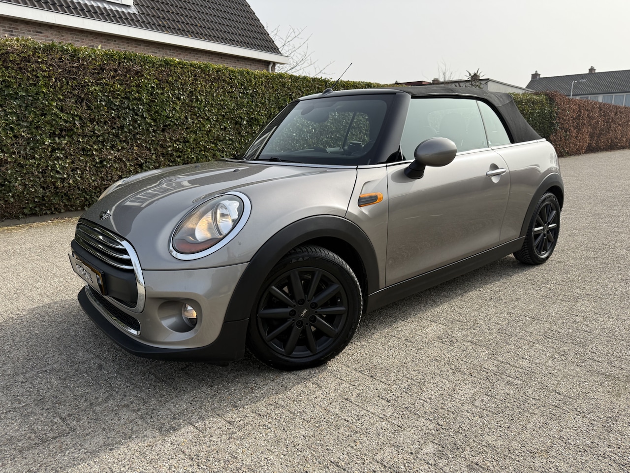 MINI Cabrio - Mini 1.2 One Salt.JCW interieur,Airco,Lm velgen. - AutoWereld.nl