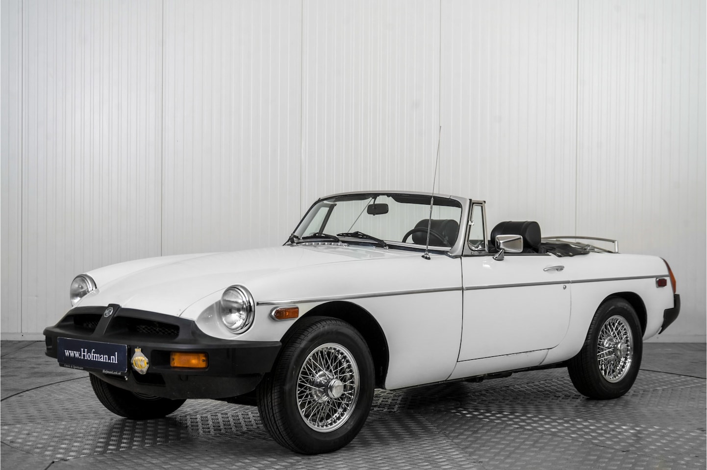 MG B type - 1.8 Roadster Overdrive - AutoWereld.nl