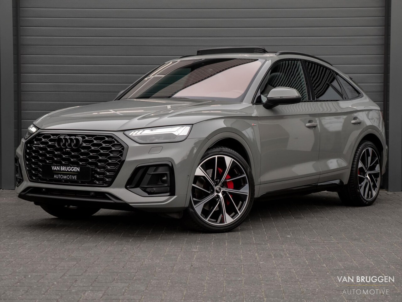 Audi Q5 Sportback - 50 TFSI E S-Line Pano RS-Stoelen Luchtvering HUD 360 Sfeer - AutoWereld.nl