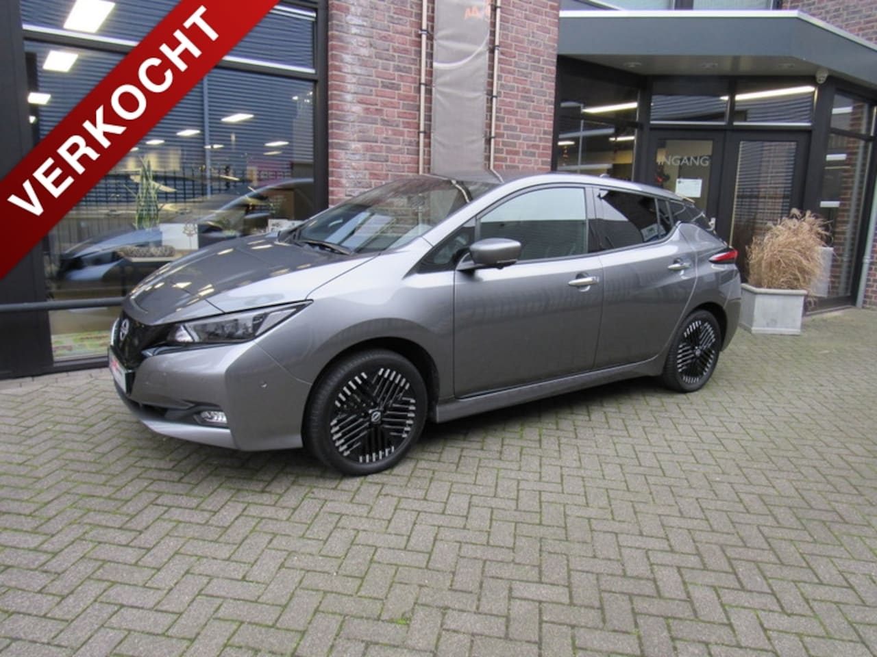 Nissan LEAF - Electric e+ 59kWh Tekna /Navi / Bluetooth / Keyless / Apple Carplay / Android Auto / Camer - AutoWereld.nl