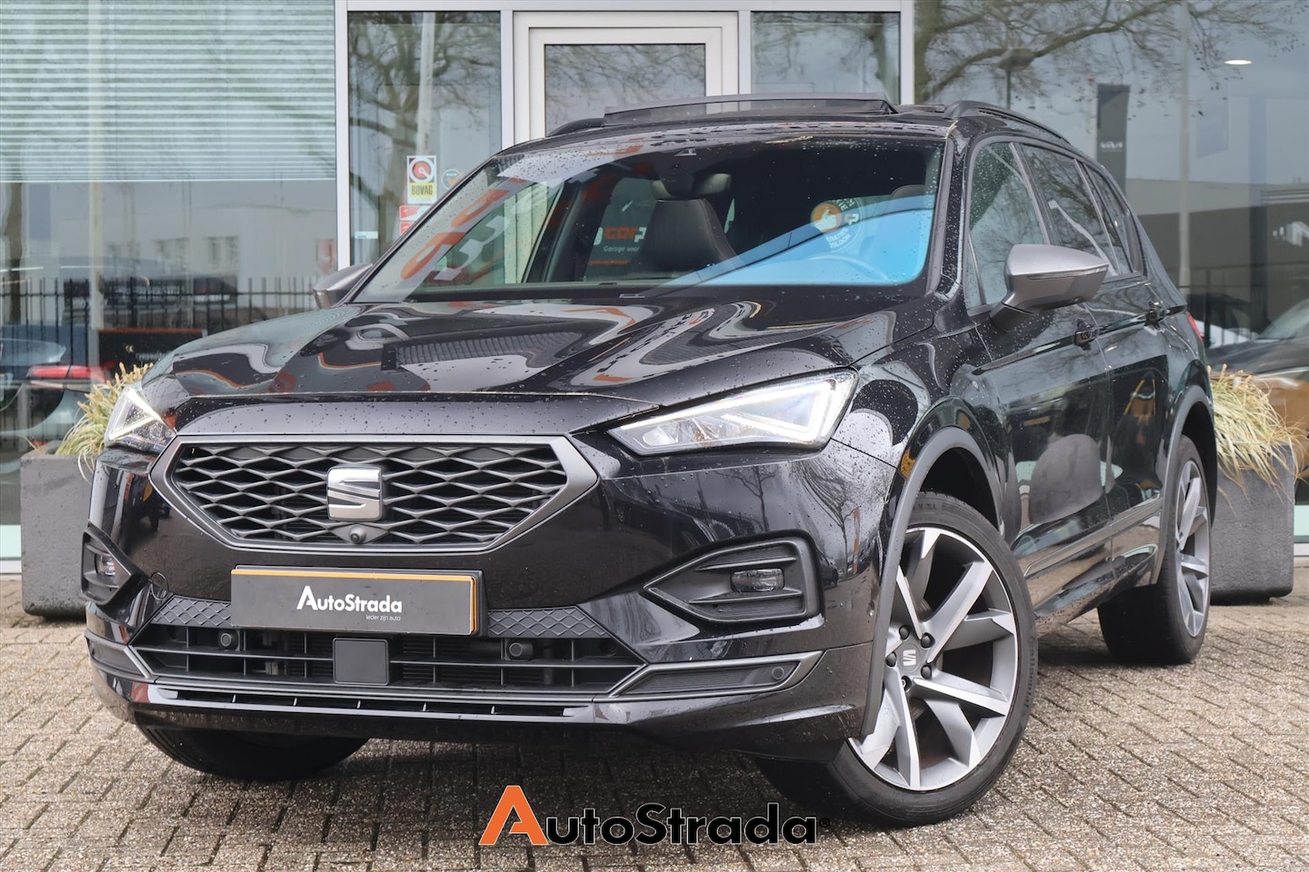 SEAT Tarraco - 1.5 TSI FR Business Intense 150pk I Carplay I Pano I Stoelverwarming I Navi I Beats Audio - AutoWereld.nl