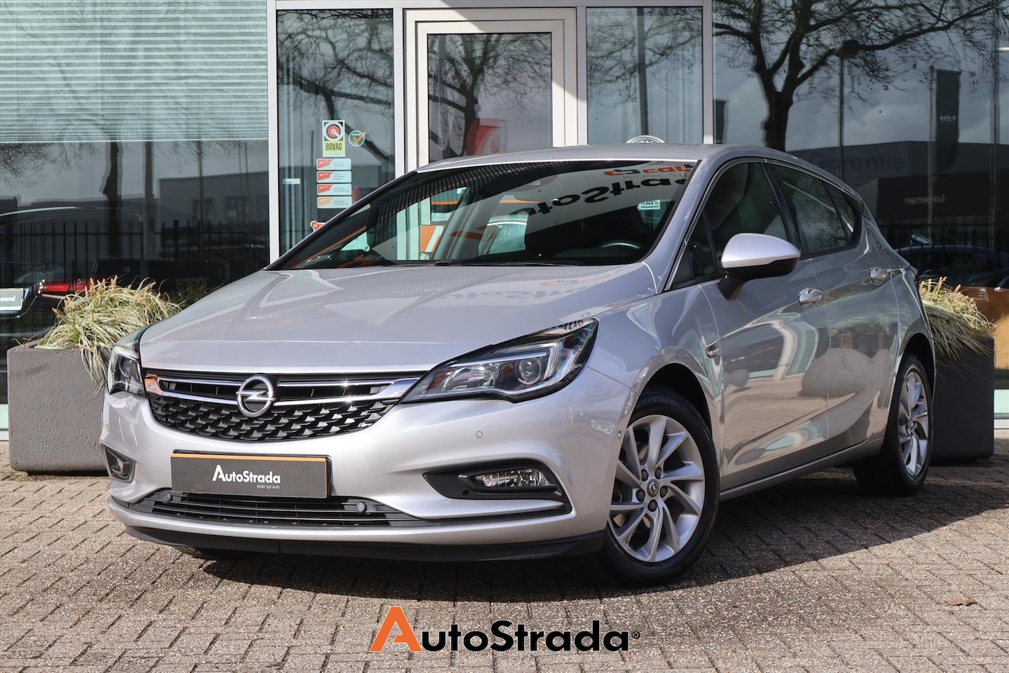 Opel Astra - 1.4 TURBO 150PK I Cruise I Navi | Carplay I Camera I Climate | Dodehoek - AutoWereld.nl