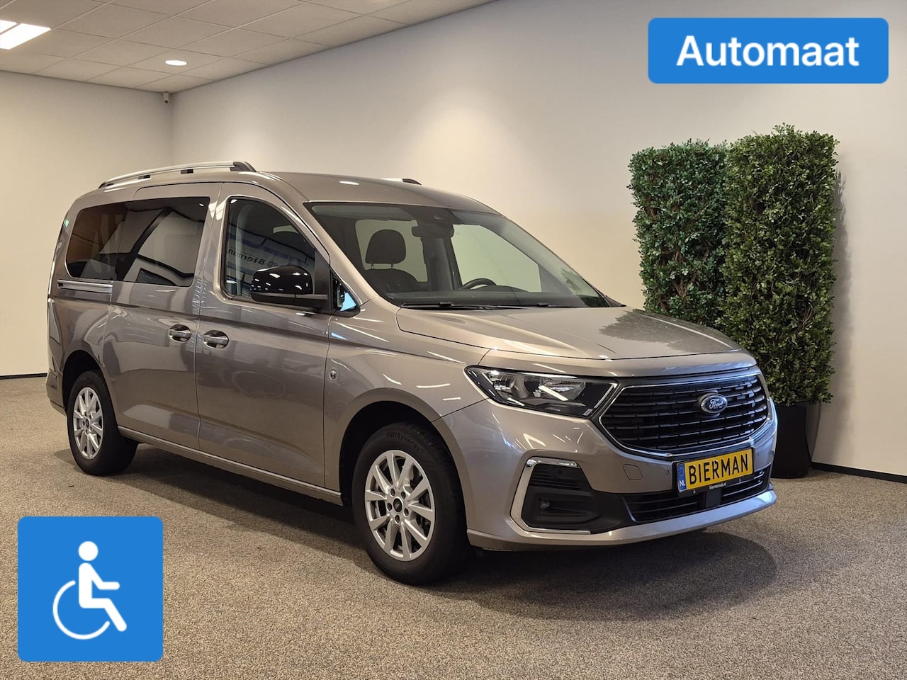 Ford Tourneo Connect - L2 Rolstoelauto Automaat 4+1 (verlengde vloer) - AutoWereld.nl
