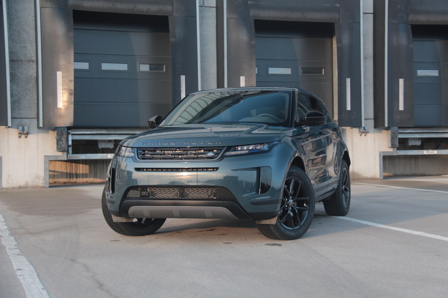 Land Rover Range Rover Evoque - 1.5 P270e PHEV AWD Business Edition 1.5 P270e PHEV AWD Business Edition - AutoWereld.nl