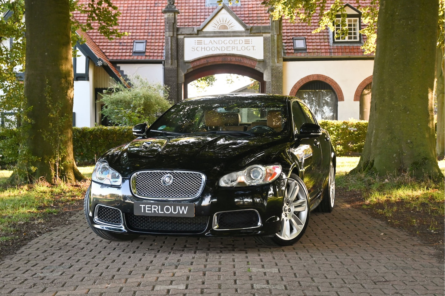 Jaguar XFR - 5.0 V8 S/C 5.0 V8 S/C - AutoWereld.nl