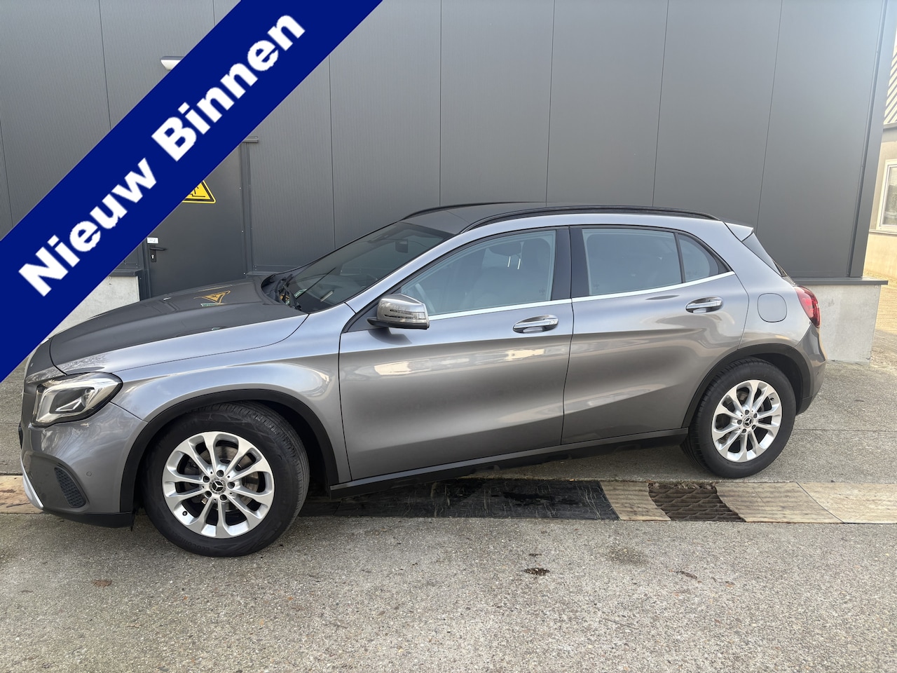 Mercedes-Benz GLA-Klasse - 180 Business Solution Limited 180 Business Solution Limited - AutoWereld.nl