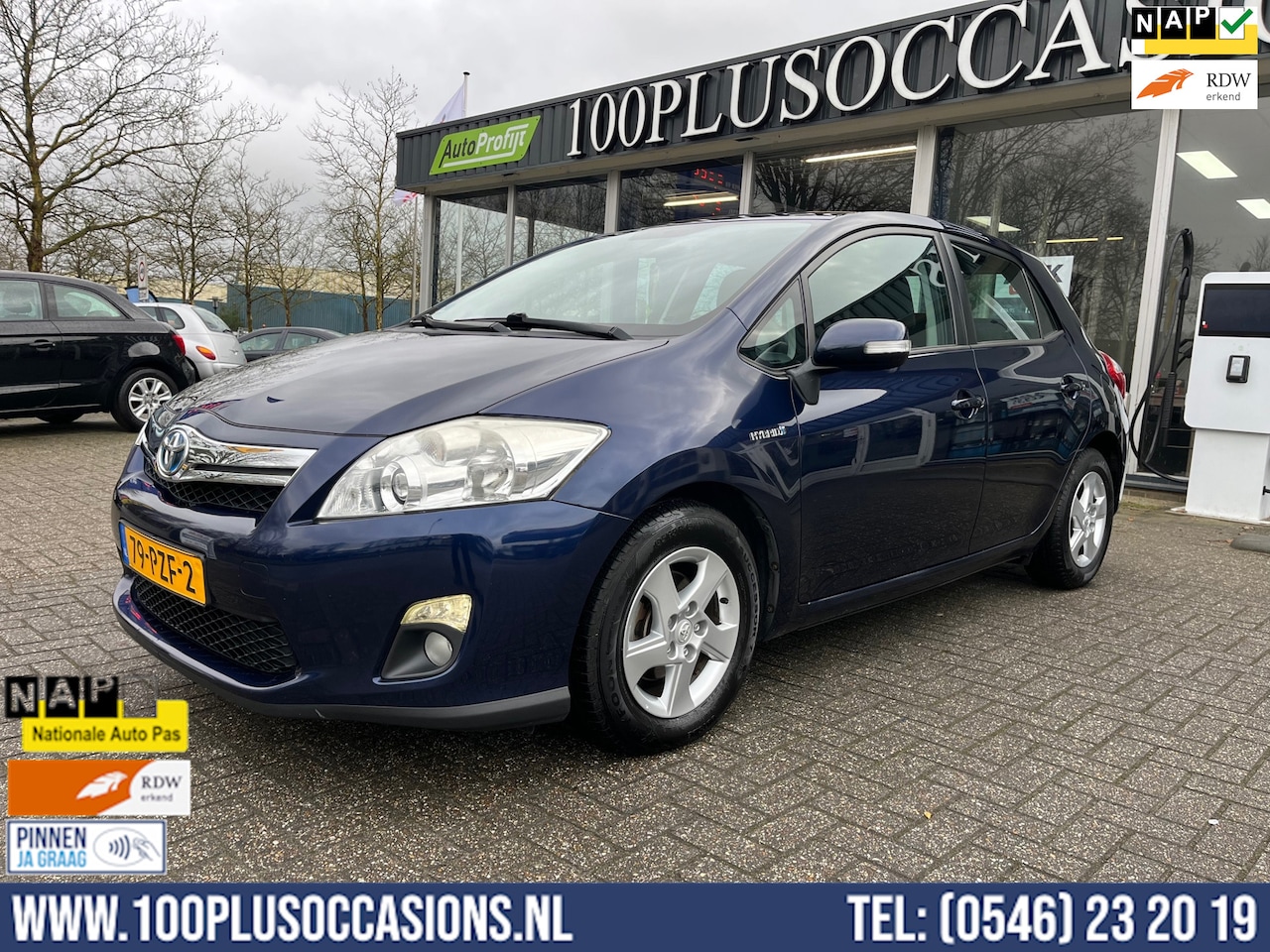 Toyota Auris - 1.8 Full Hybrid Aspiration | Kleine beurt | Zéér zuinig | Leuke opties - AutoWereld.nl