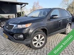 Kia Sorento - 2.4 X-tra LEER / CLIMA / CRUISE / TREKHAAK / APK: 11-01-2027