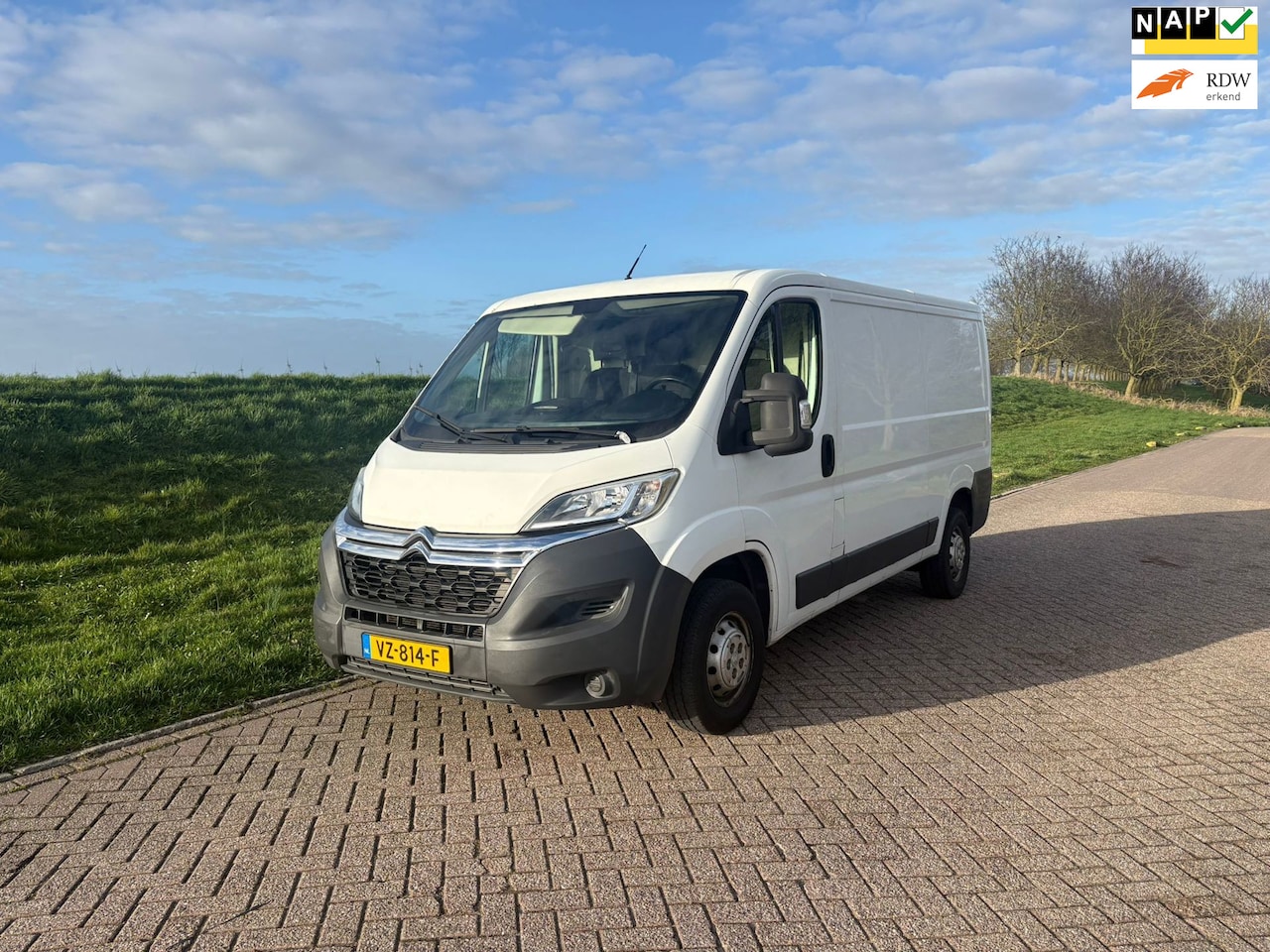 Citroën Jumper - 30 2.0 BlueHDi L2 Navi Airco 3 zitplaatsen 244.dkm NAP Bleutooth PDC Alles El. APK 2-2027 - AutoWereld.nl