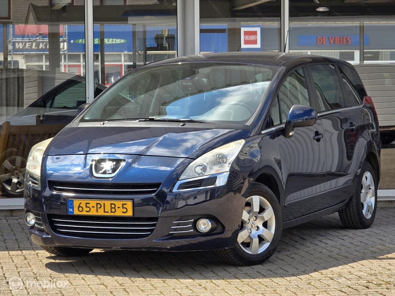 Peugeot 5008 - 1.6 VTi Blue Lease 7 PERSOONS NAVI TREKHAAK - AutoWereld.nl