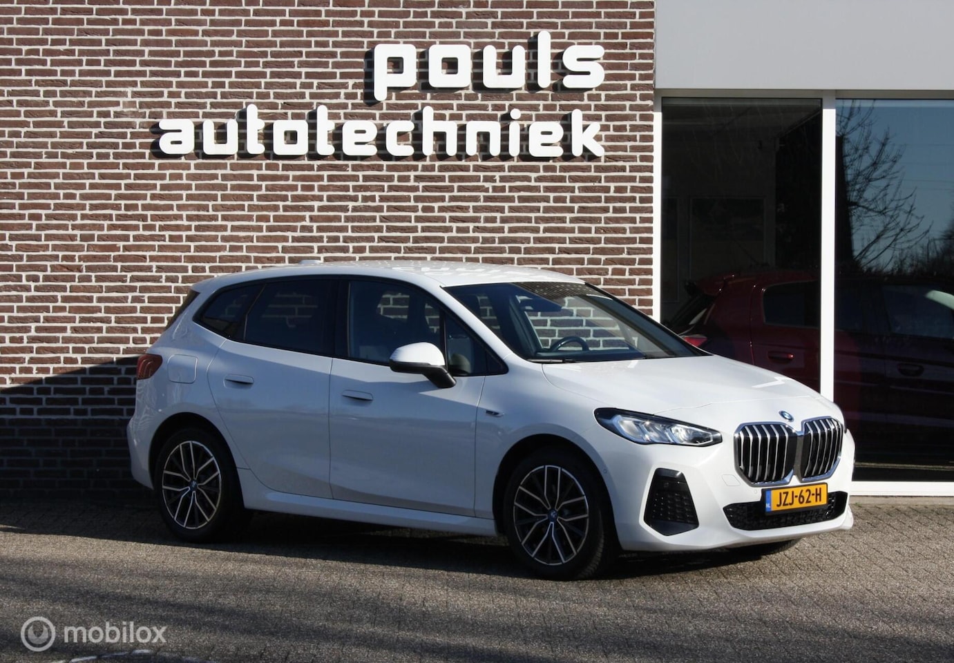 BMW 2-Serie - X-drive, M sportpakket, M onderstel, sportstoel elek 225e xDrive - AutoWereld.nl