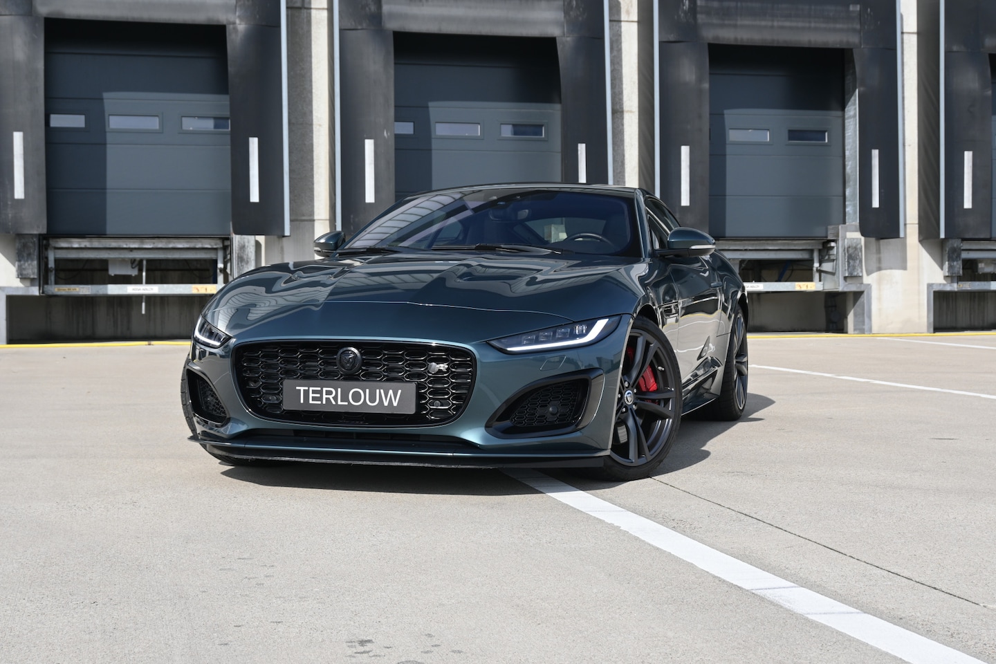 Jaguar F-type - P575 AWD R 75 P575 AWD R 75 - AutoWereld.nl
