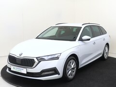 Skoda Octavia Combi - 1.4 TSI iV PHEV Ambition | SoH 100% | Stoel- en stuurwielverwarming | CarPlay | Cruise con