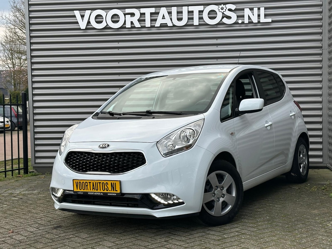 Kia Venga - 1.6 CVVT Dynamic PLusLine AUTOMAAT | NAVI | AUTOMAAT | TREKHAAK | PDC | ECC AIRCO | - AutoWereld.nl