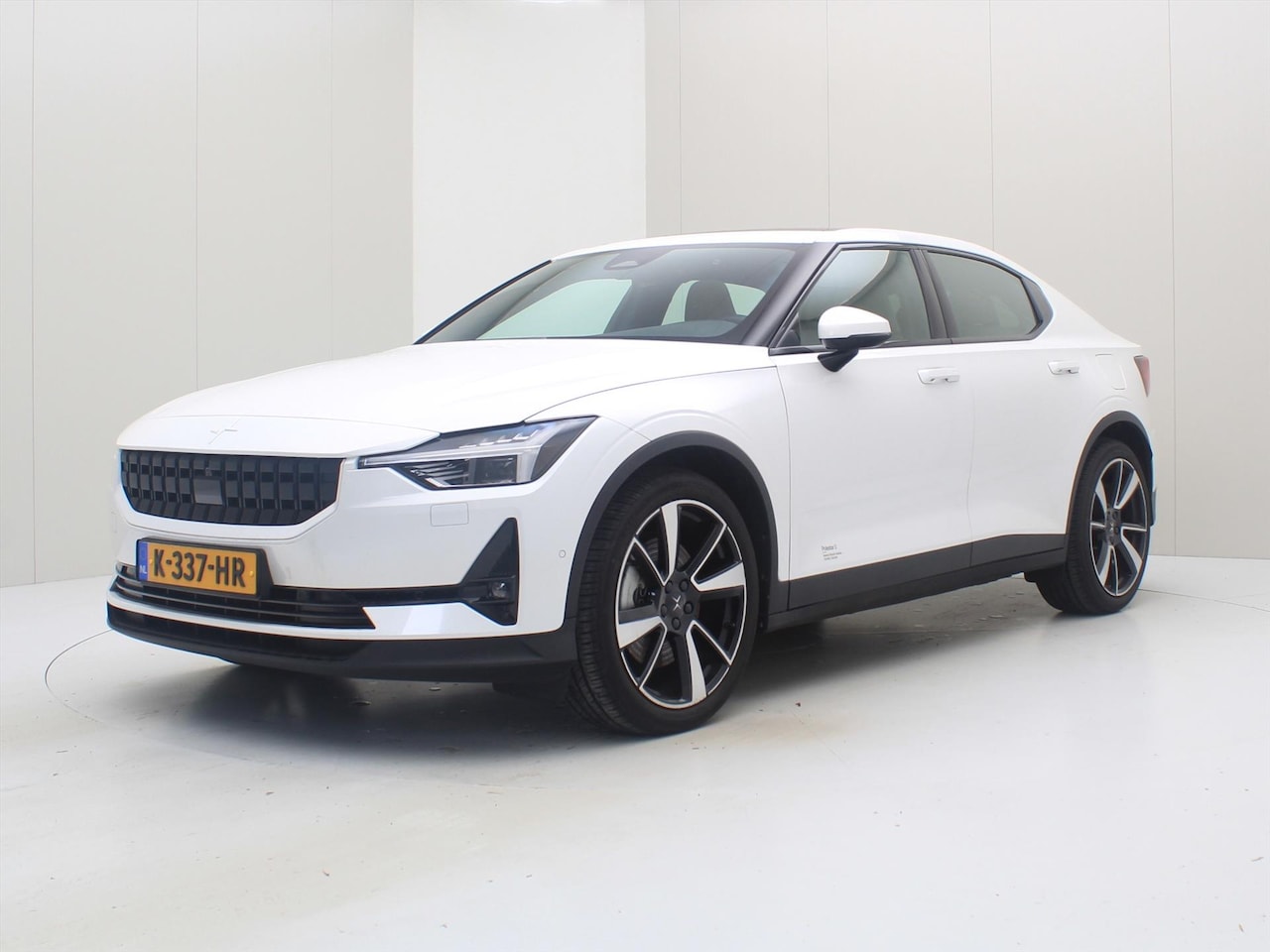 Polestar 2 - Dual Motor 408PK 78kWh 92% Soh [ LEDER+PILOT PLUS+20 INCH+CARPLAY+CAMERA+STOELVERWARMING+H - AutoWereld.nl