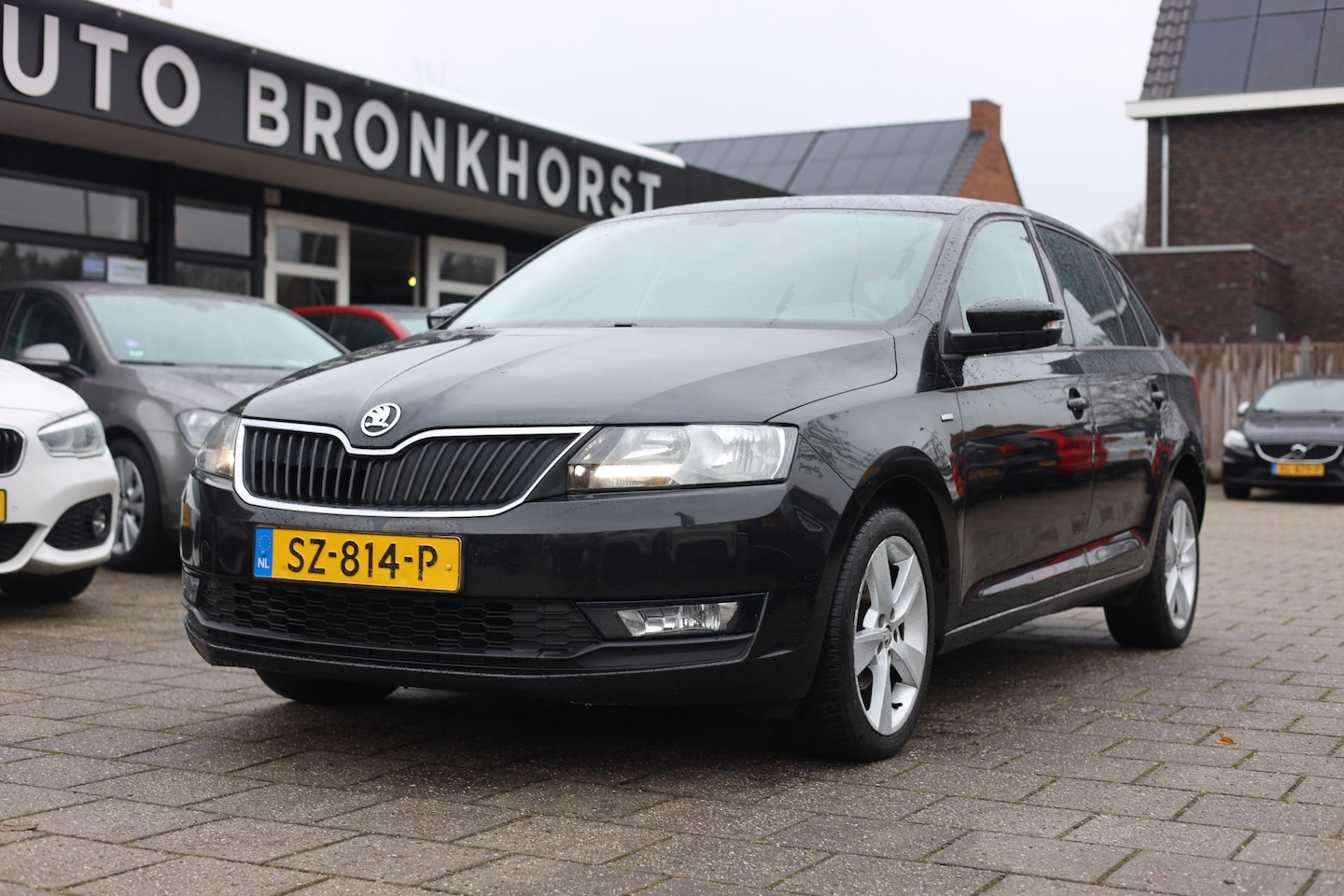 Skoda Rapid Spaceback - 1.0 TSI GREEENTECH | AUT | PANO | NAVI - AutoWereld.nl