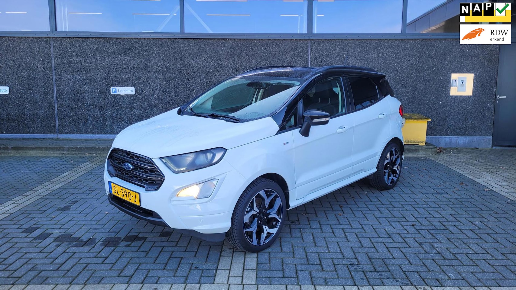 Ford EcoSport - 1.0 EcoBoost 125 pk ST-Line 6-bak *zeer mooi* - AutoWereld.nl