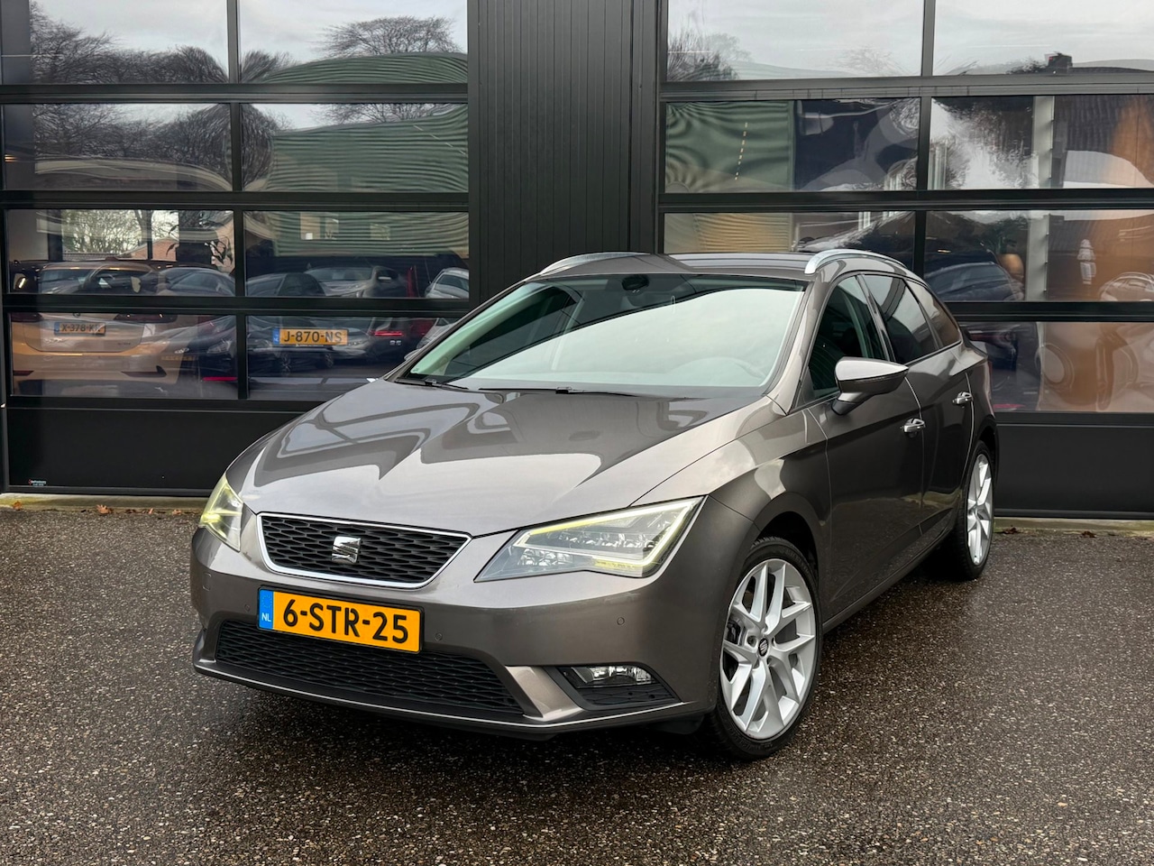 SEAT Leon ST - 1.2 TSI DSG Led Navi Cruise Trekh. - AutoWereld.nl