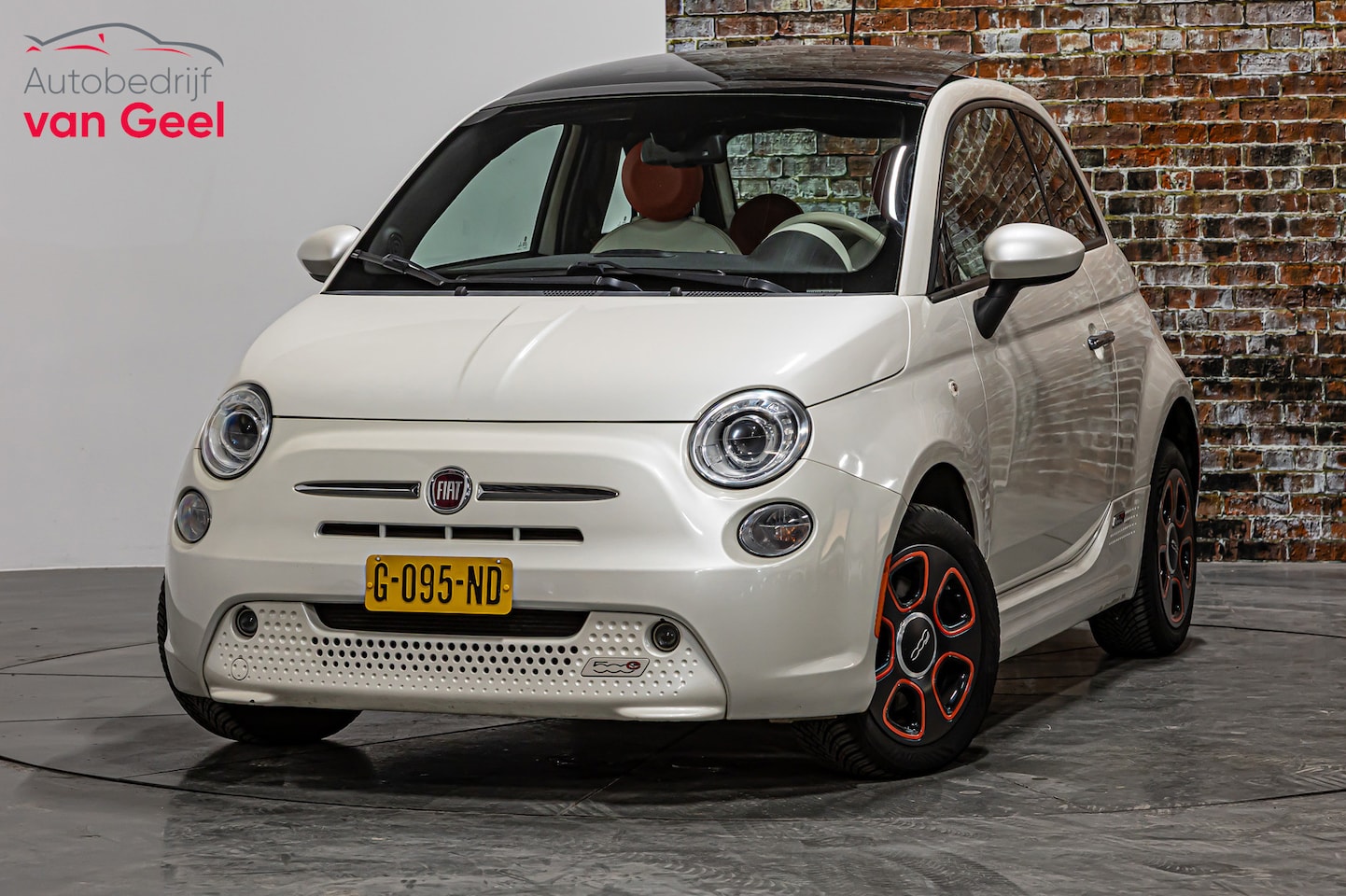 Fiat 500e - 24kwh| Cruise controle|Climate controle | Schuif/kanteldak - AutoWereld.nl