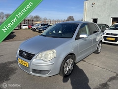 Volkswagen Polo - 1.2-12V Comfortline 2006