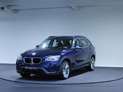 BMW X1 - xDrive20i | Lederen bekleding | Parkeersensoren v/a